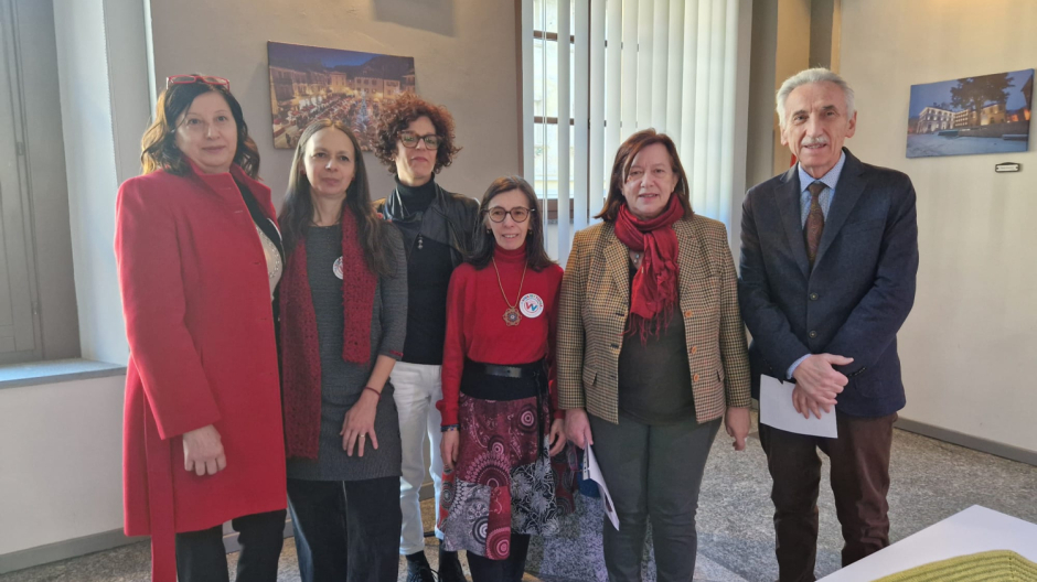 Milleduecento coperte contro la violenza sulle donne: il 15 marzo a Domodossola 